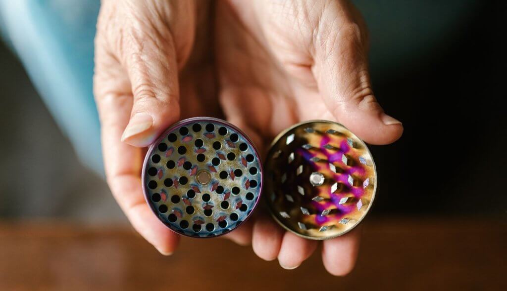 How to Clean a Grinder Screen Step-by-Step Guide